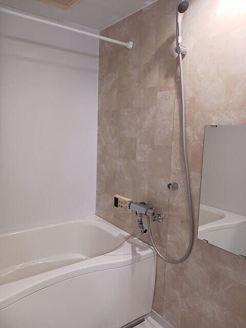 物件内観写真5　(浴室)