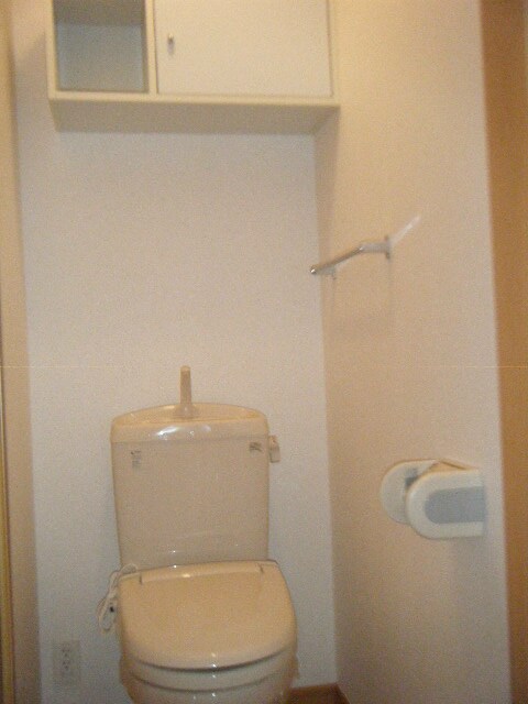 物件内観写真2　(トイレ)