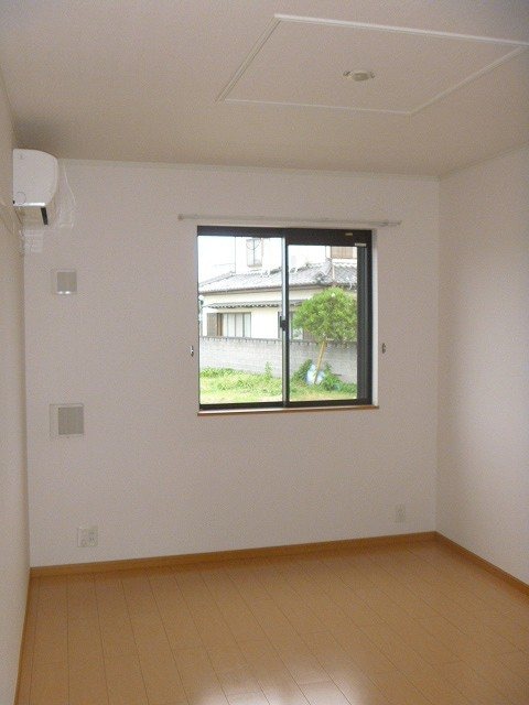 物件内観写真6　(ベッドルーム)