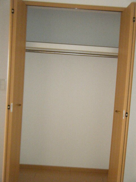 物件内観写真11　(クローゼット)