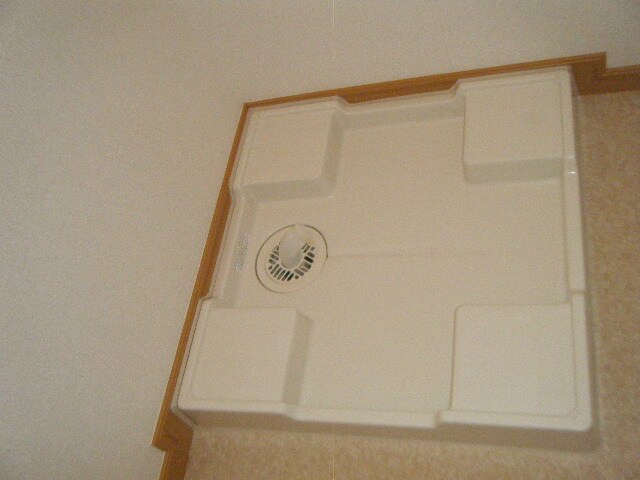 物件内観写真13　(室内洗濯機置場)