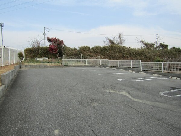 駐車場(駐車場)