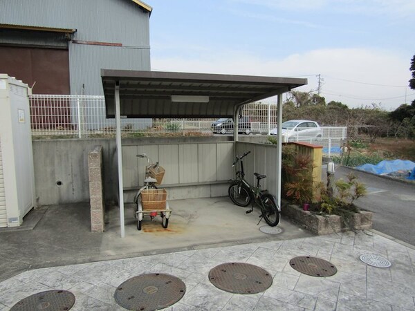 その他共有部分(駐輪場)