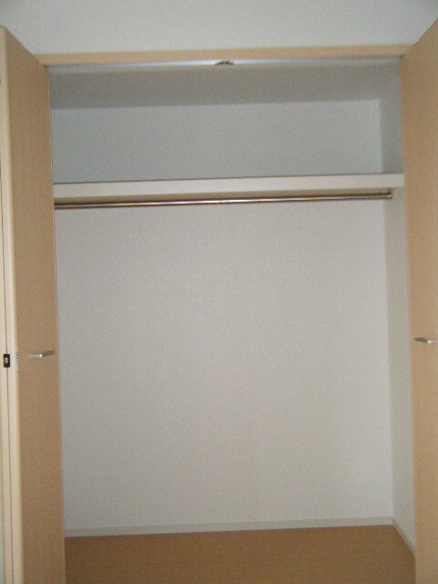 物件内観写真11　(収納)