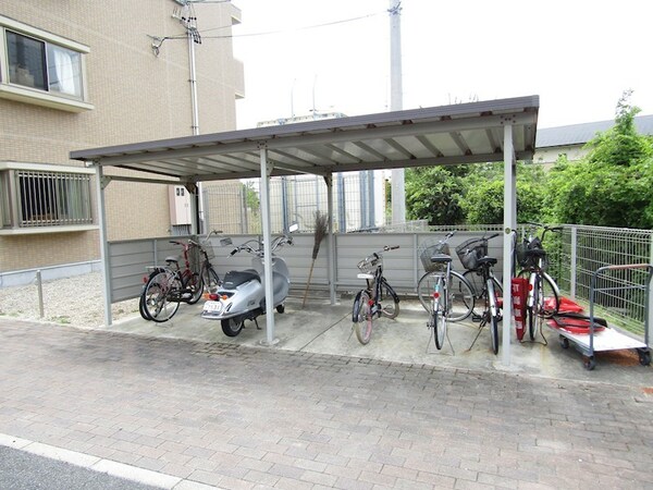 その他共有部分(駐輪場)