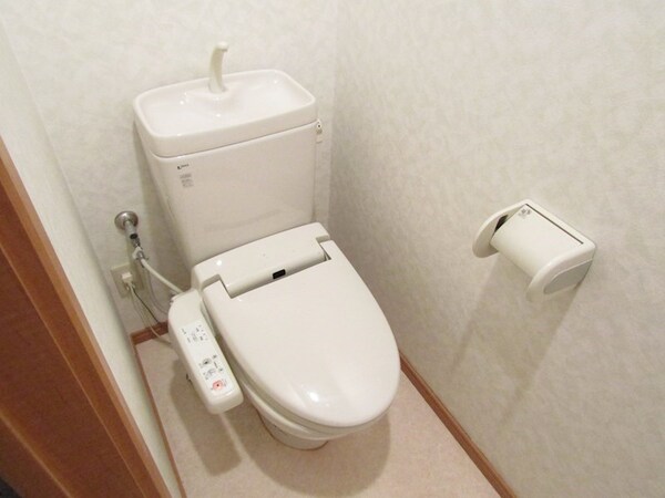 トイレ(温水洗浄便座)