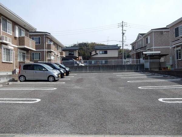 駐車場(駐車場)