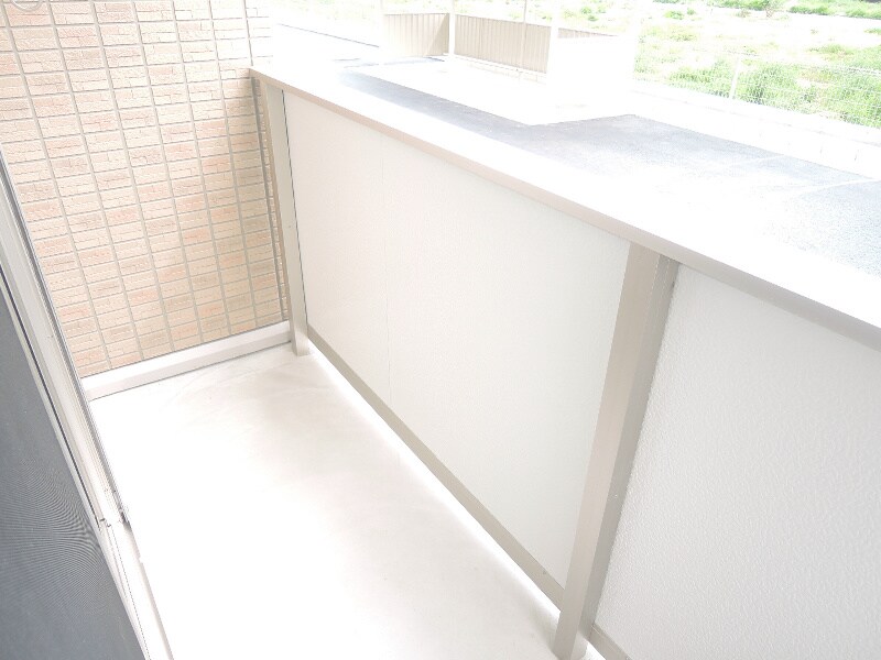 物件内観写真8　(ベランダ)