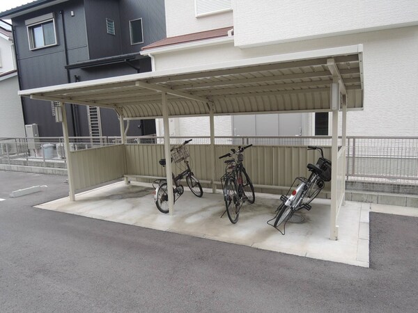 その他共有部分(駐輪場)
