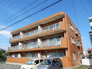 リブイン青山 西棟外観写真