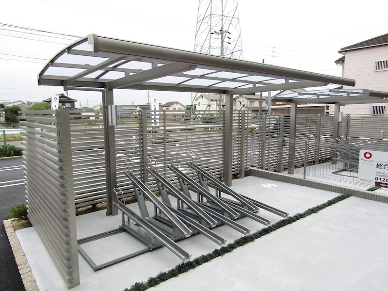 物件内観写真11　(駐輪場)