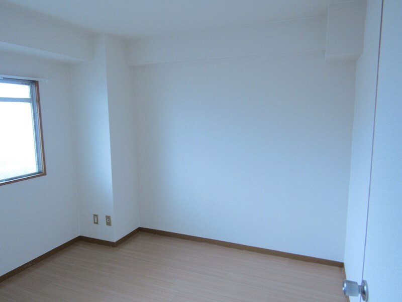 物件内観写真6　(洋室6帖)