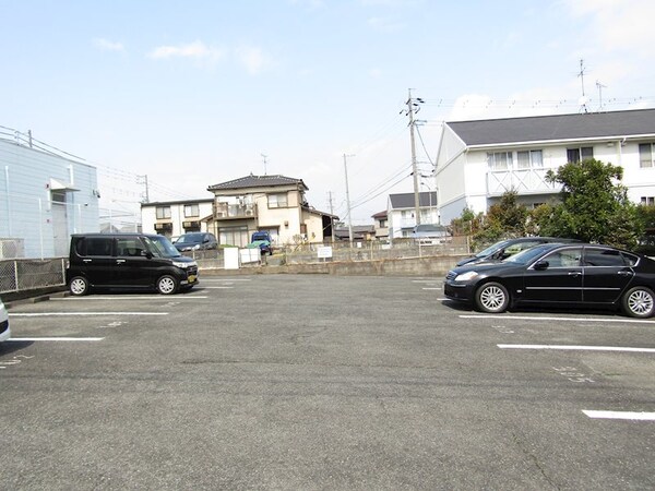 駐車場(駐車場)