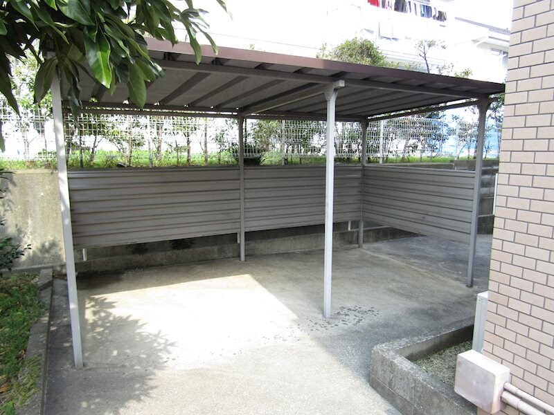 物件内観写真10　(駐輪場)