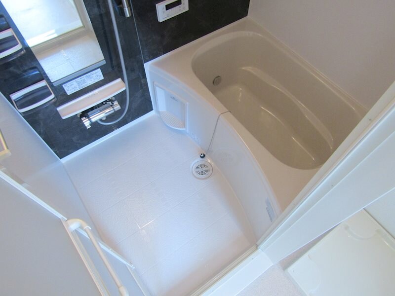 物件内観写真5　(浴室)