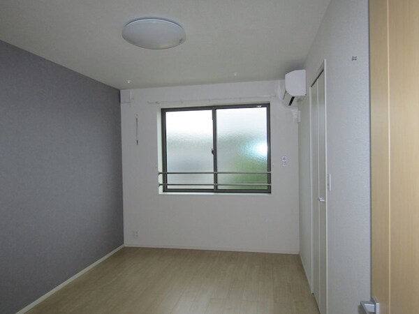 ベッドルーム(洋室6.7帖)