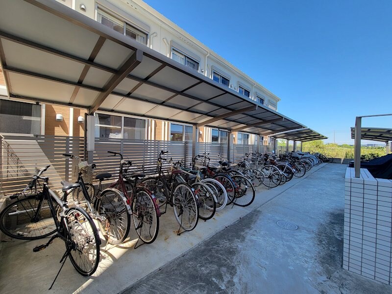 物件内観写真21　(駐輪場)