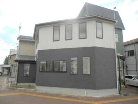 四郎丸貸事務所外観写真