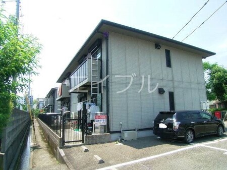 フローラ四月田Ｂ棟外観写真