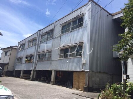 城山マンション外観写真