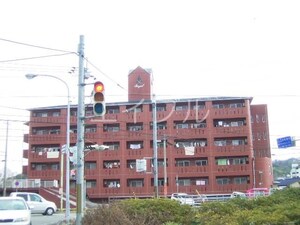 ロイヤルマンション外観写真