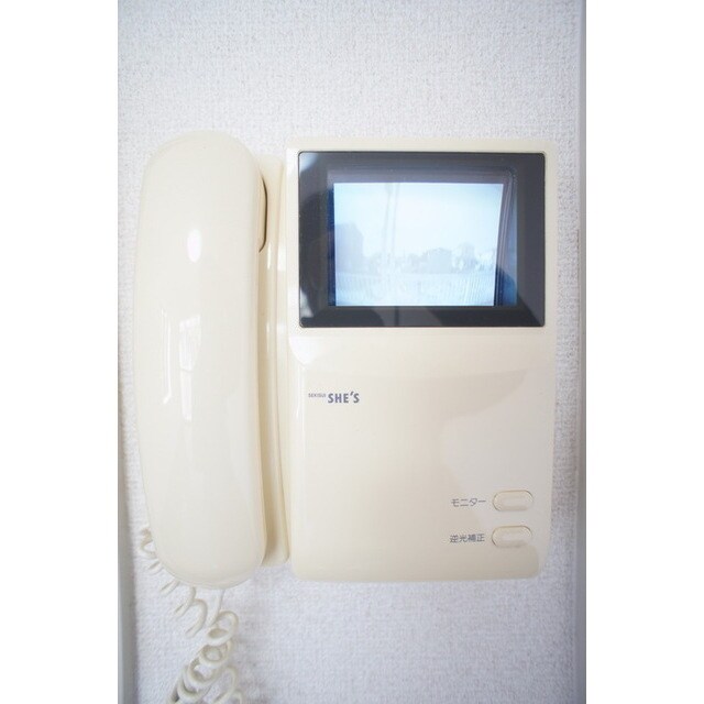 物件内観写真12　(不意の来客にも安心)