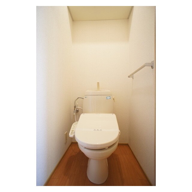 物件内観写真9　(清潔感のある空間)