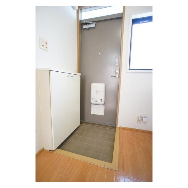 物件内観写真11　(シューズボックス完備)