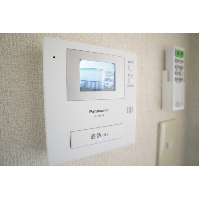 物件内観写真12　(不意の来客にも安心ですね)