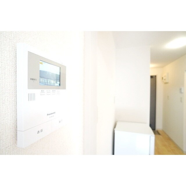 物件内観写真12　(不意の来客にも安心です)