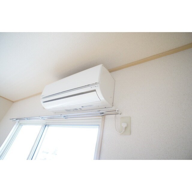 物件内観写真14　(エアコン完備)