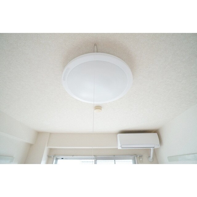 物件内観写真24　(照明付)