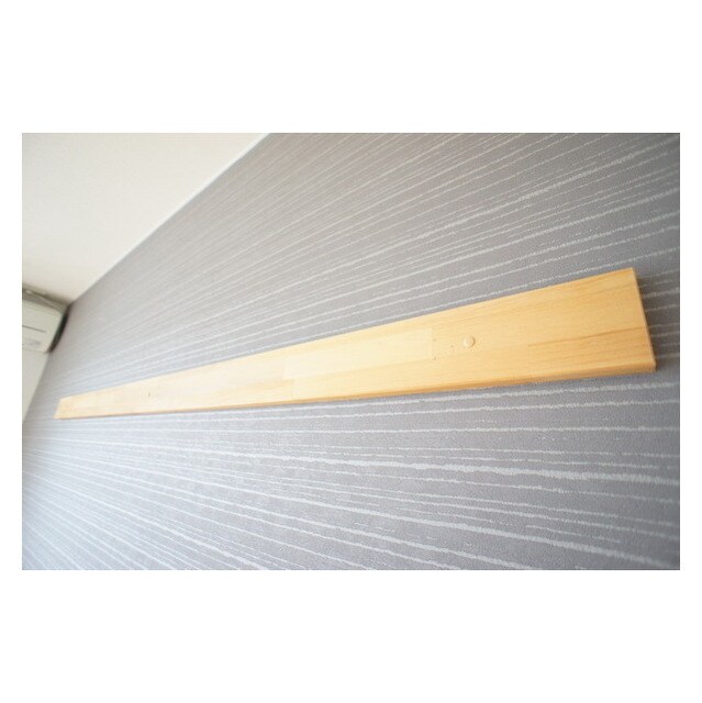 物件内観写真14　(便利なハンガーレール)