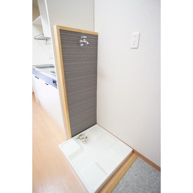 物件内観写真20　(洗濯機置き場)