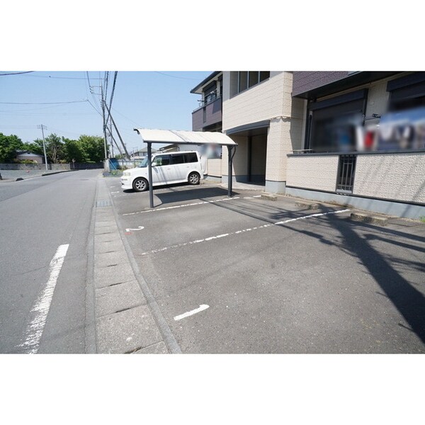 駐車場(駐輪所も完備しております)