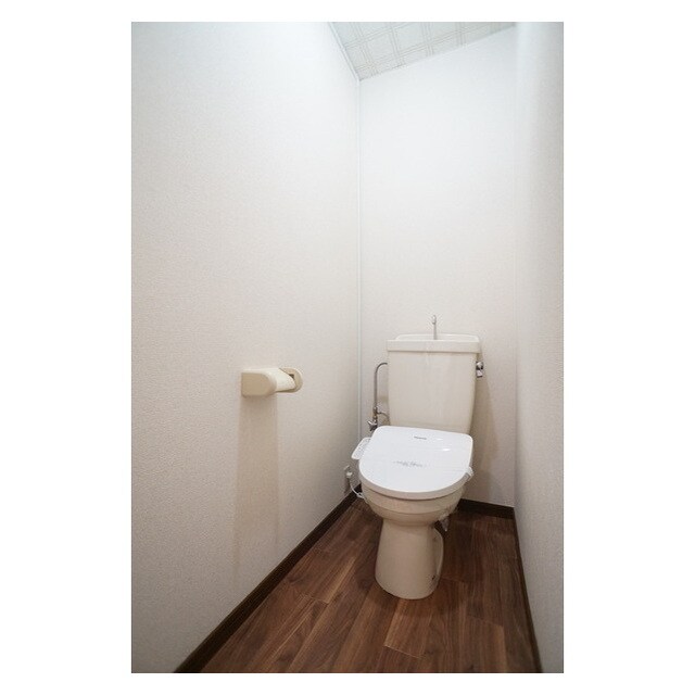 物件内観写真10　(清潔感のある空間)