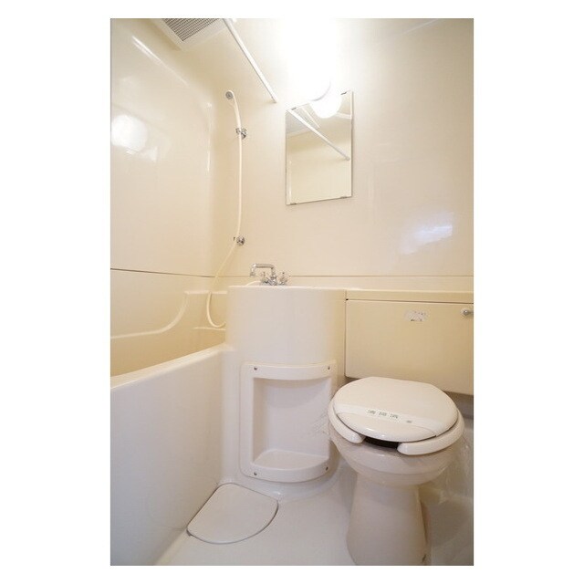 物件内観写真10　(水周りのお掃除が楽ちんなユニッ)