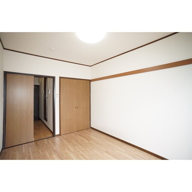 物件内観写真6　(家具の配置をイメージしやすい空)