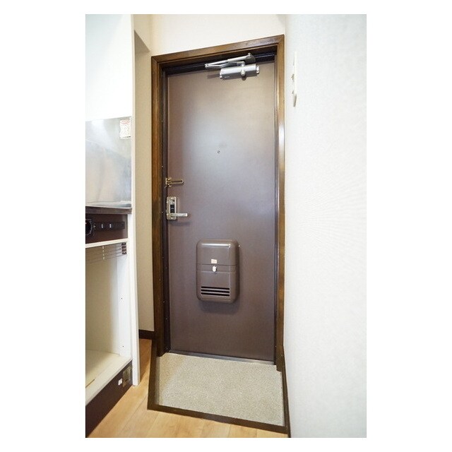 物件内観写真10　(工夫次第で収納スペースに☆)