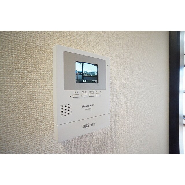 物件内観写真12　(突然の来客にも安心です。)