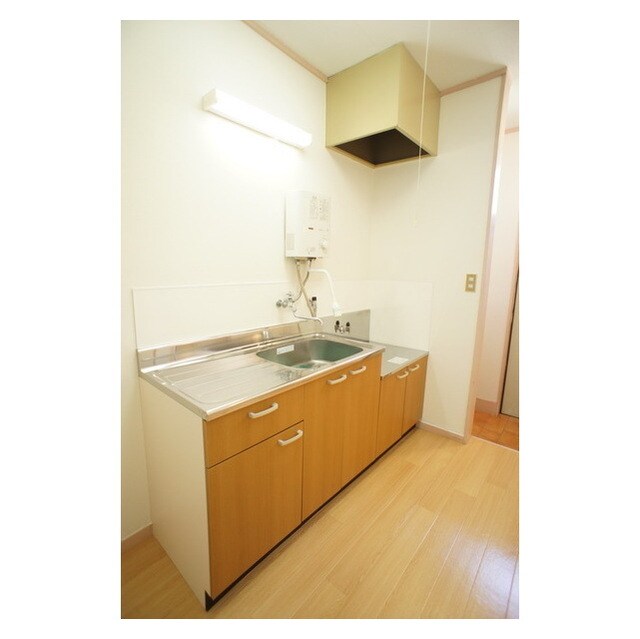 物件内観写真7　(充実のキッチンセット)