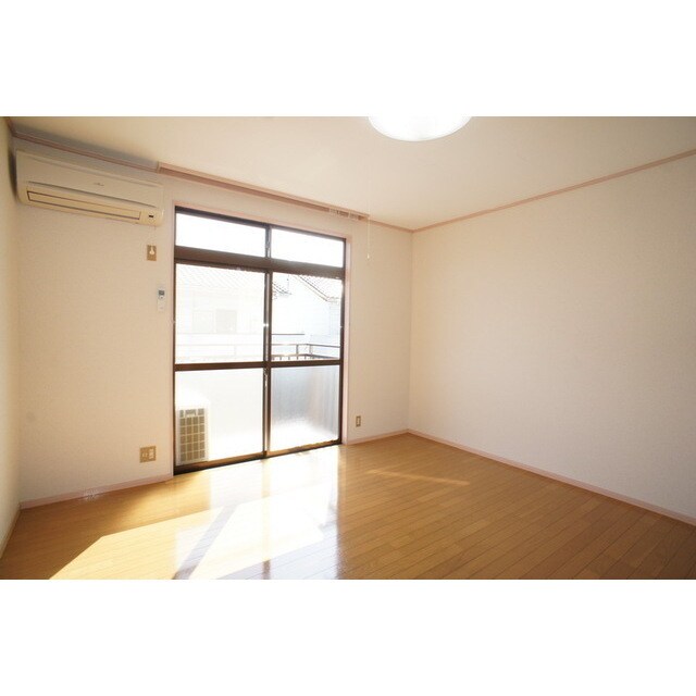 物件内観写真16　(エアコン完備)