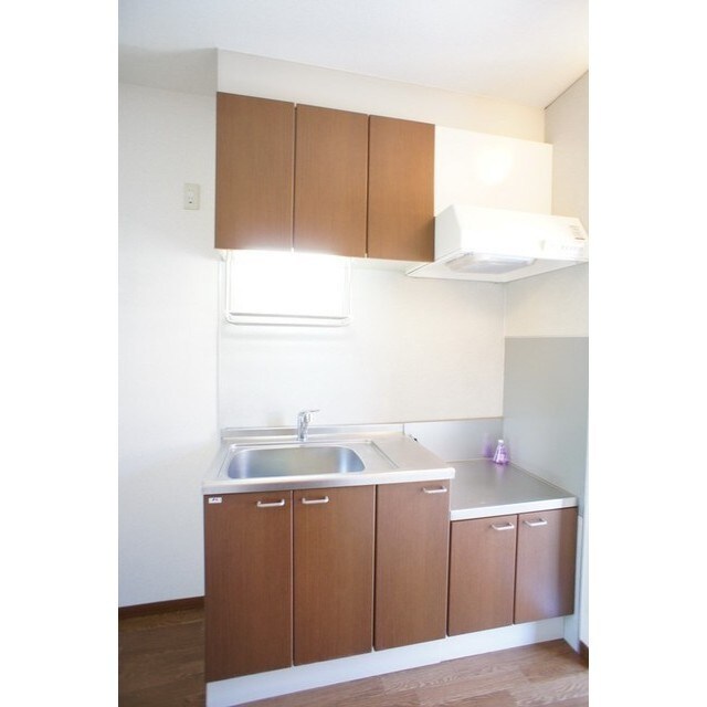 物件内観写真7　(ウッド調が素敵なキッチン)