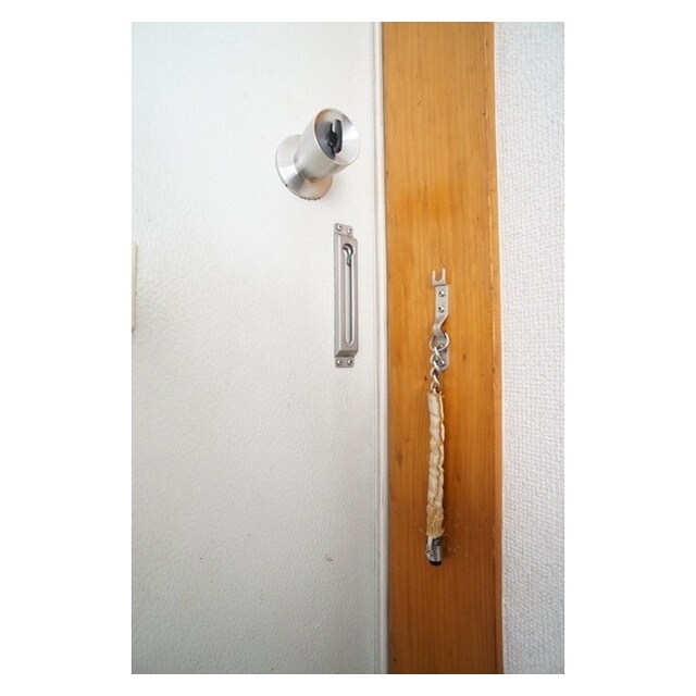 物件内観写真12　(二重で施錠が可能です)