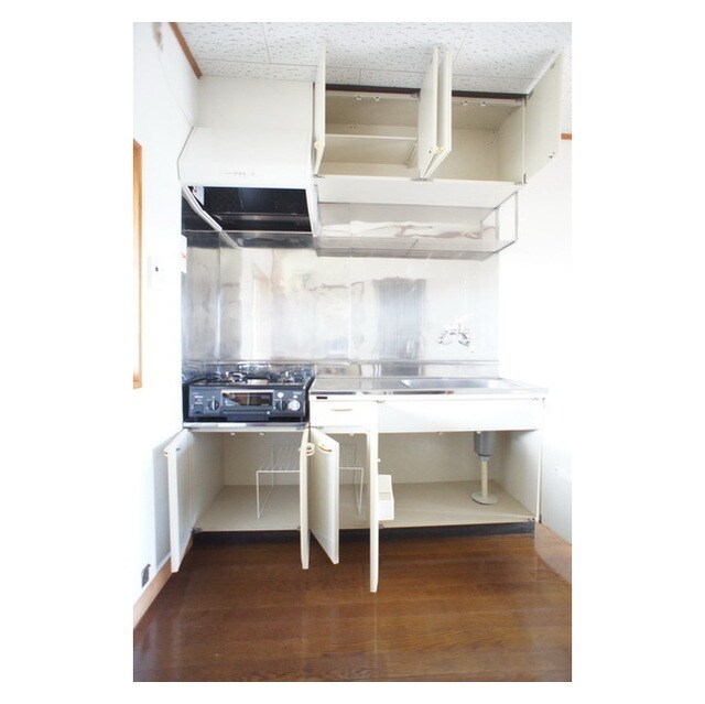 物件内観写真14　(調理器具を効率良く収納できます)