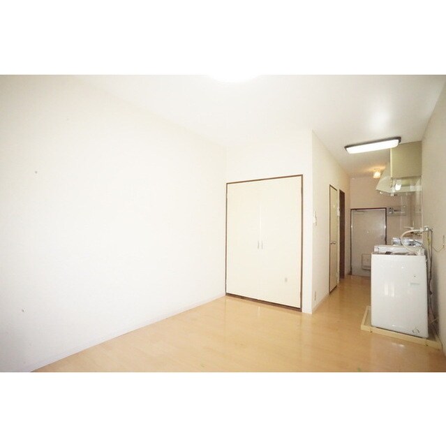 物件内観写真6　(家具類の配置をイメージしやすい)