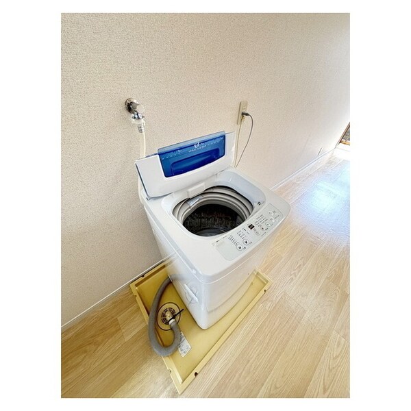 その他(防水板付きの洗濯機置き場)