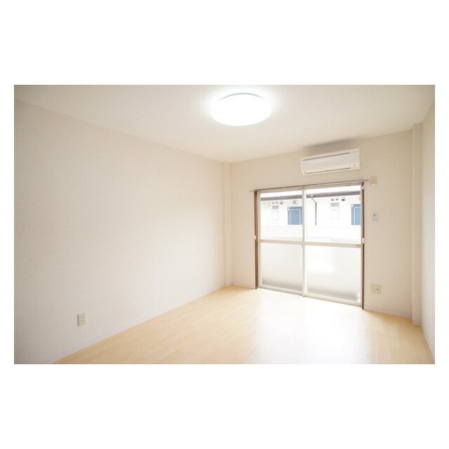 物件内観写真4　(配置ｲﾒｰｼﾞしやすい空間)