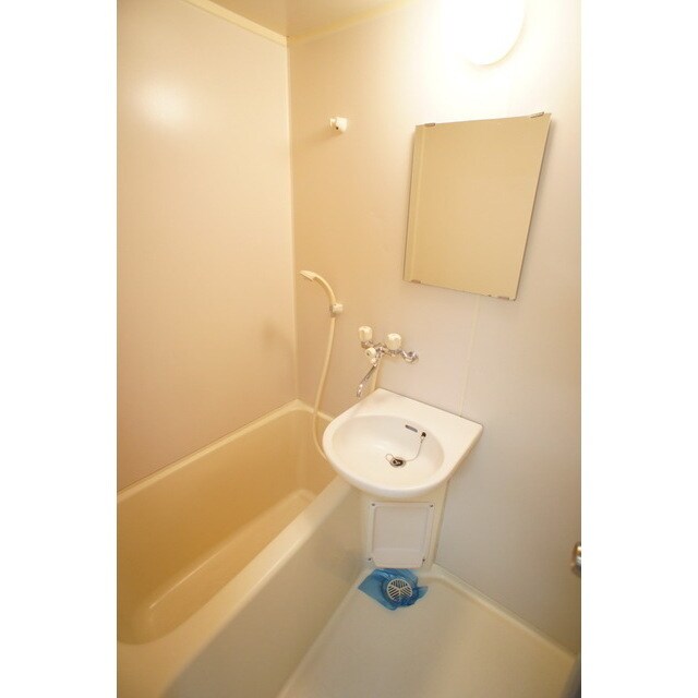 物件内観写真8　(清潔感を意識した仕上がり)