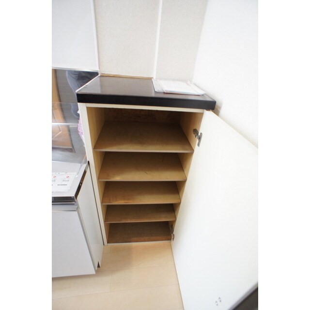 物件内観写真12　(シューズボックス完備)